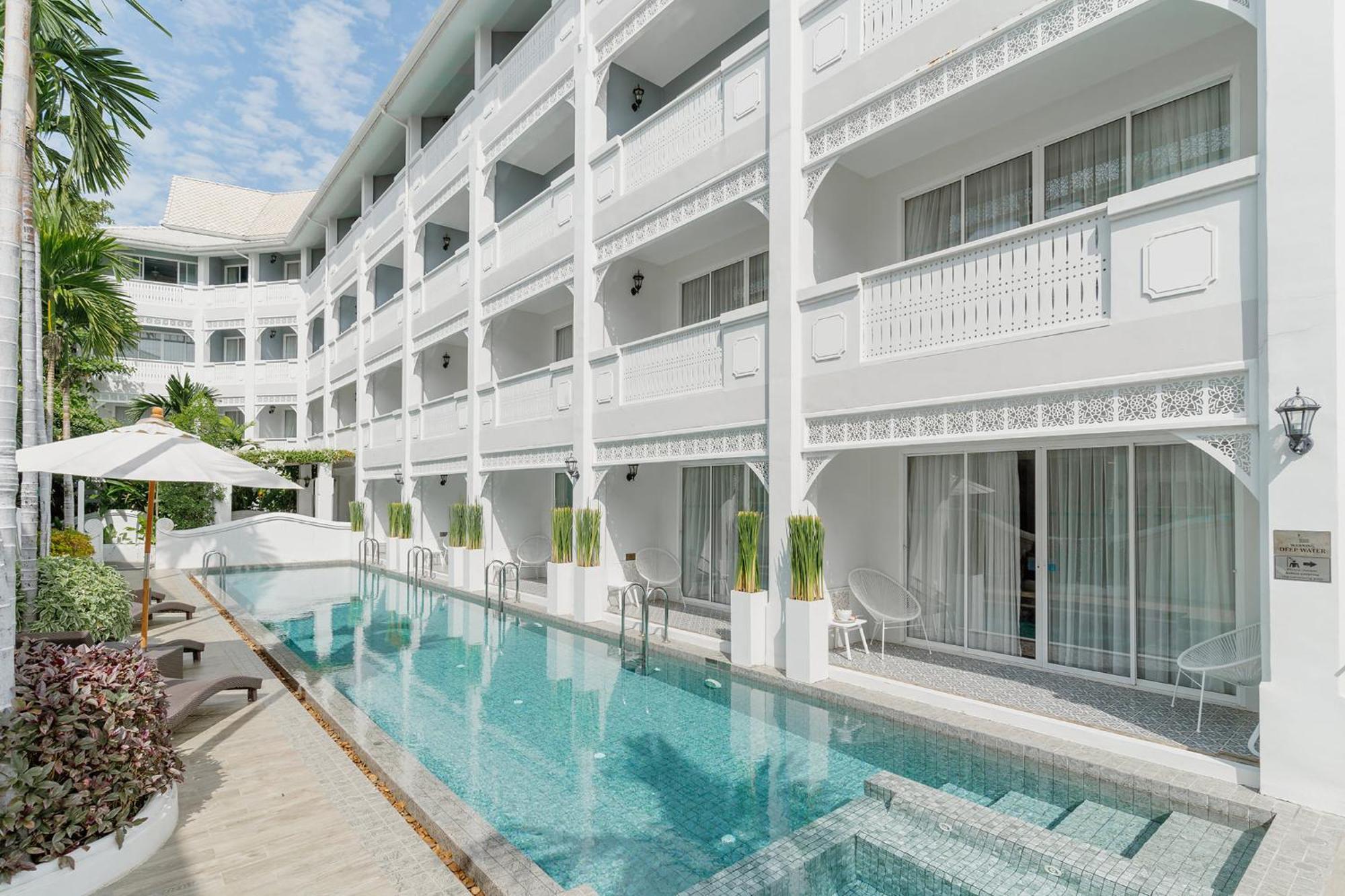 Away Chiang Mai Thapae Resort A Vegan Retreat - SHA Extra Plus Bagian luar foto