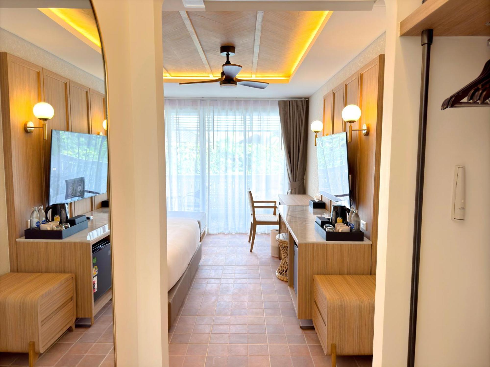 Away Chiang Mai Thapae Resort A Vegan Retreat - SHA Extra Plus Bagian luar foto
